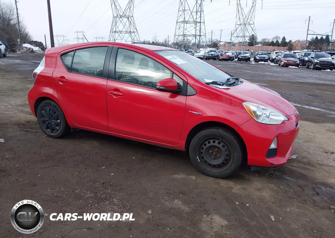 2014 Toyota Prius C Two