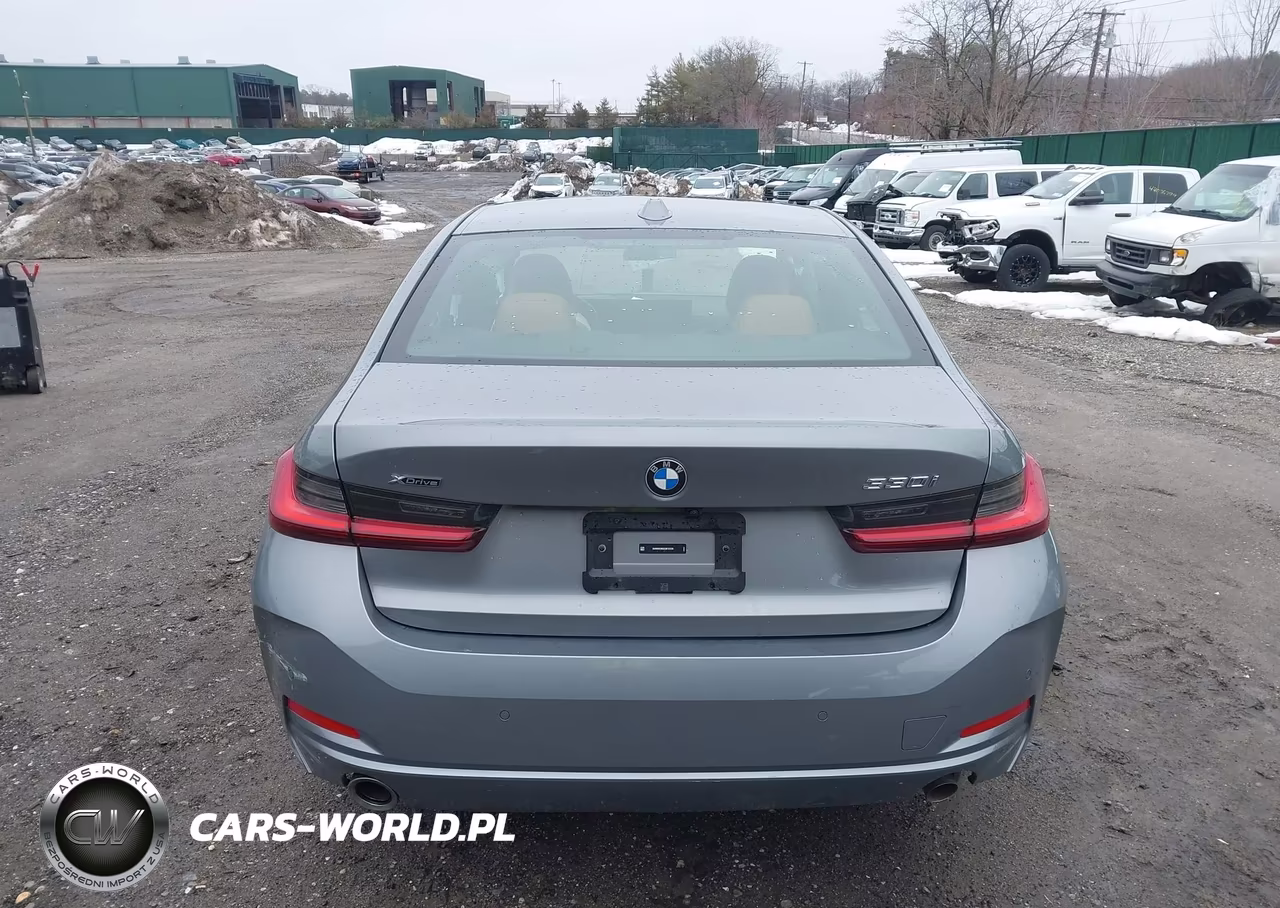 2025 BMW 330I xDrive VIN:3MW89CW02S8F22426 - 16