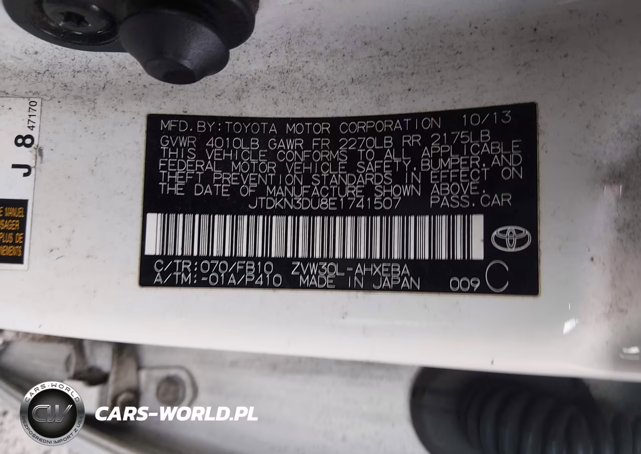 2014 Toyota Prius Two VIN:JTDKN3DU8E1741507 - 9