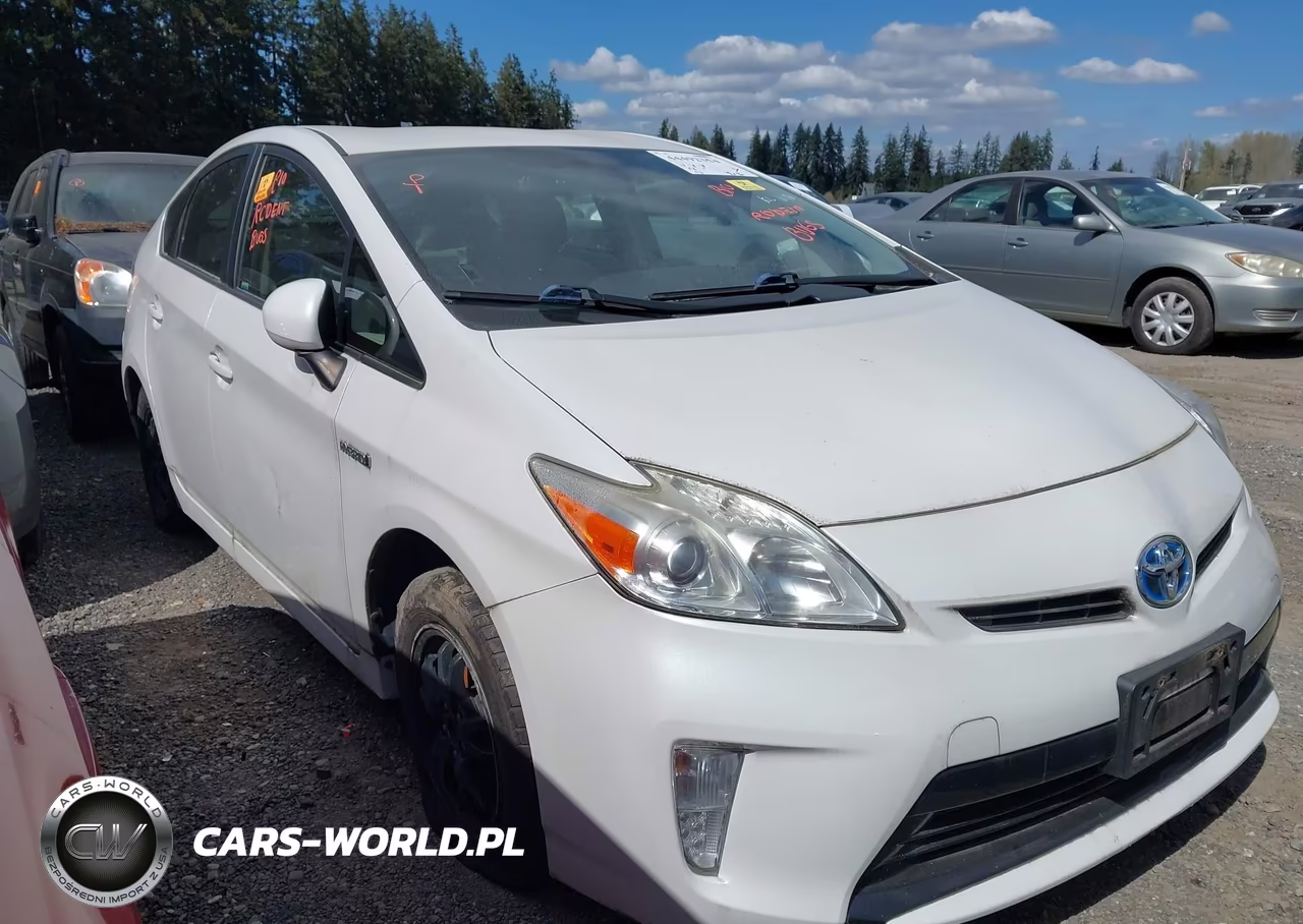 2014 Toyota Prius Three