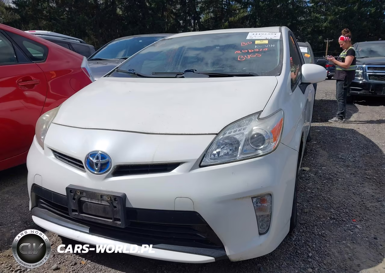 2014 Toyota Prius Three VIN:JTDKN3DU7E0371009 - 17