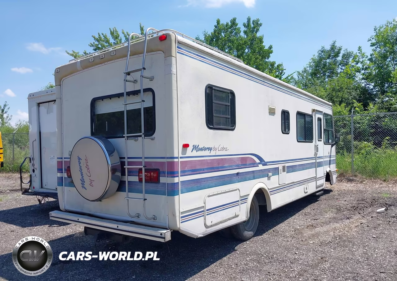 1994 Chevrolet P30 VIN:1GBJP37N8R3310769 - 4