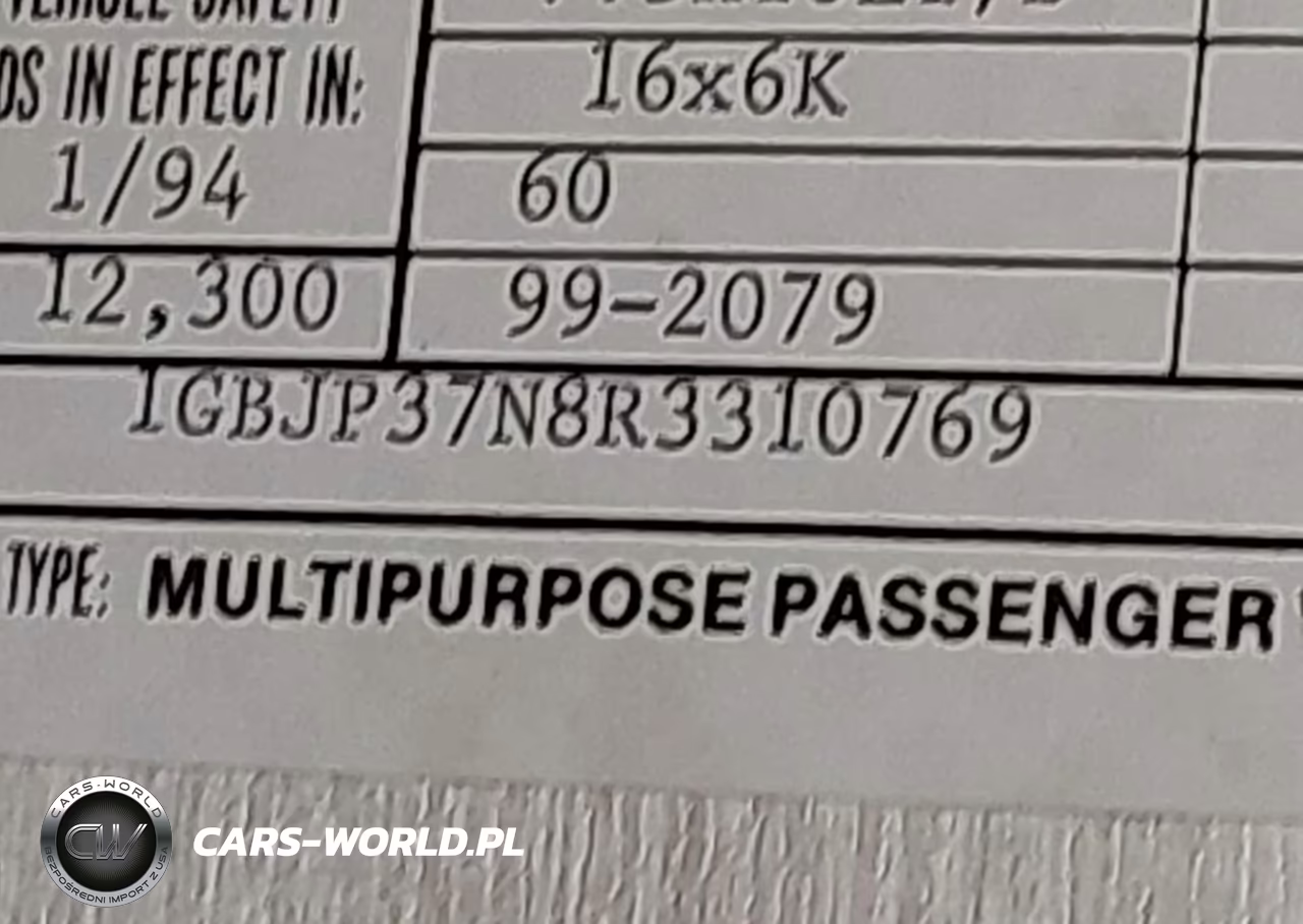 1994 Chevrolet P30 VIN:1GBJP37N8R3310769 - 9