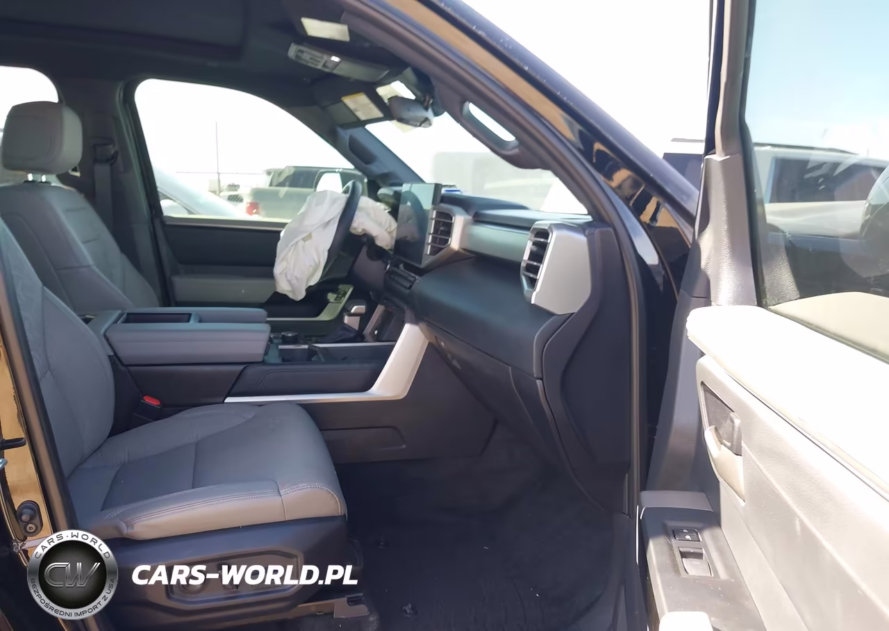 2025 Toyota Tundra Limited VIN:5TFJA5DB6SX251884 - 5