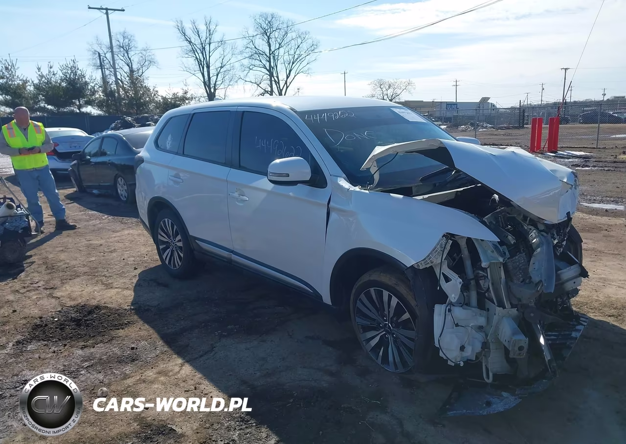 2019 Mitsubishi Outlander Se