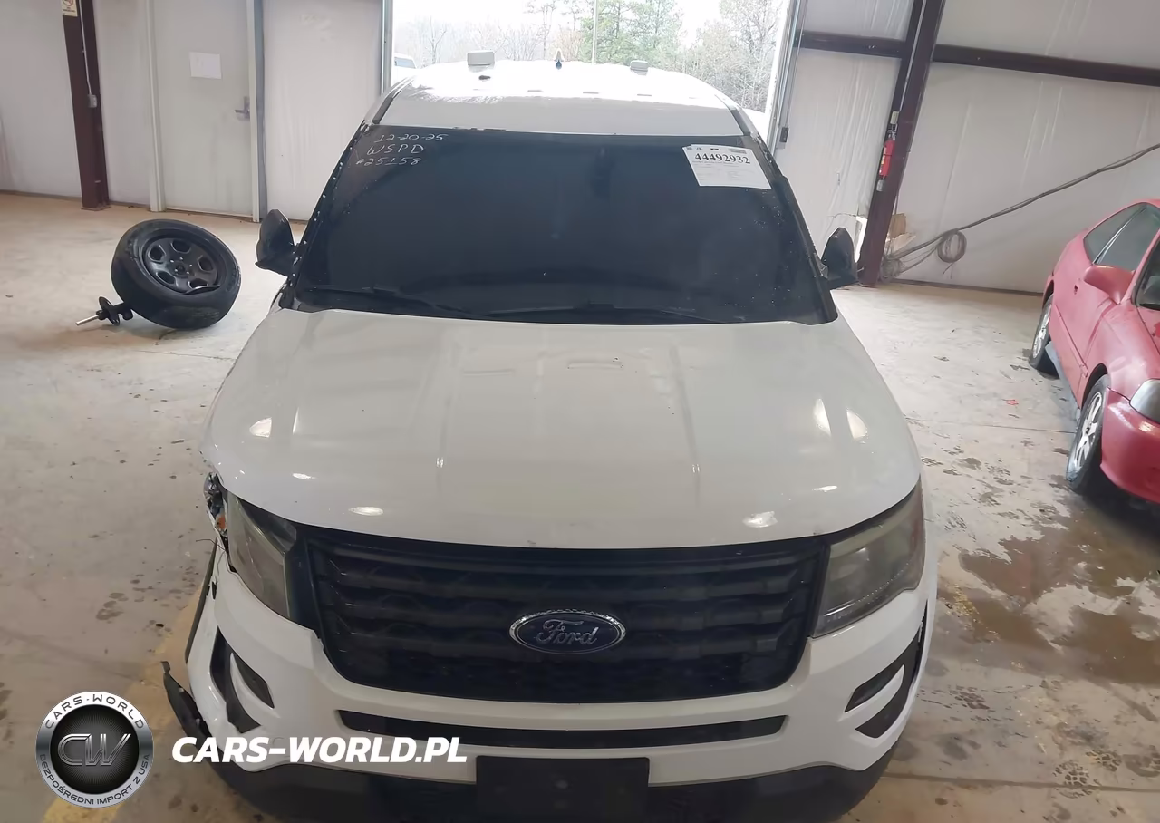 2017 Ford Utility Police Interceptor VIN:1FM5K8AR8HGC24577 - 13