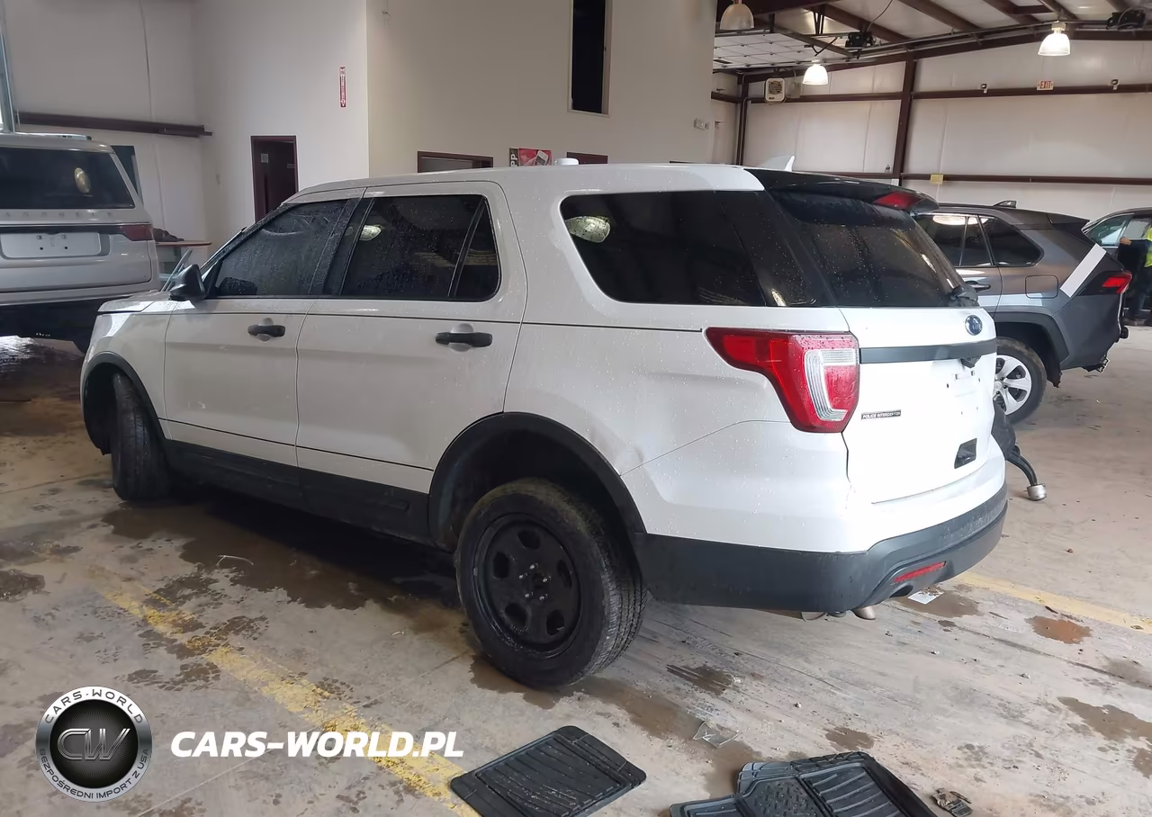 2017 Ford Utility Police Interceptor VIN:1FM5K8AR8HGC24577 - 3