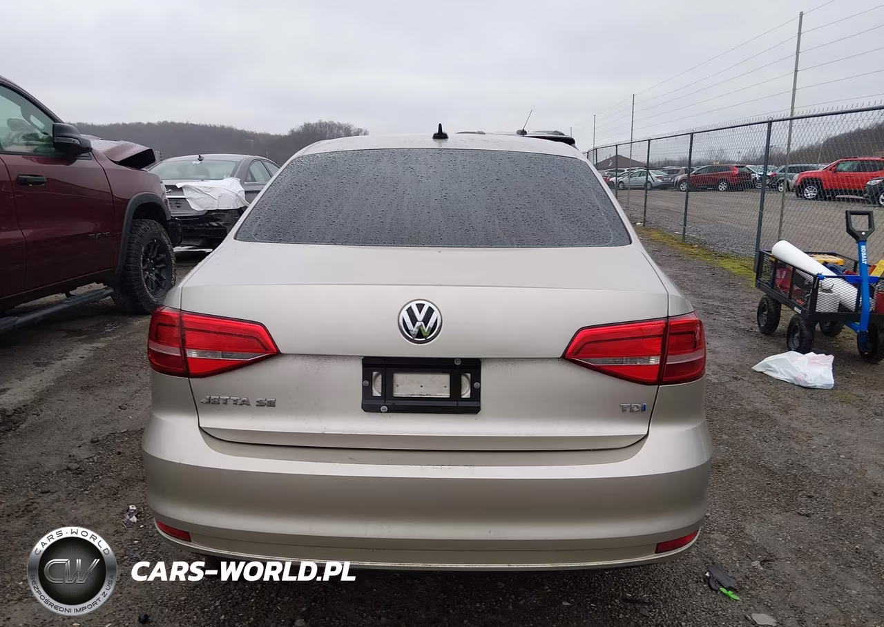 2015 Volkswagen Jetta 2.0L Tdi Se VIN:3VWLA7AJ7FM255886 - 16