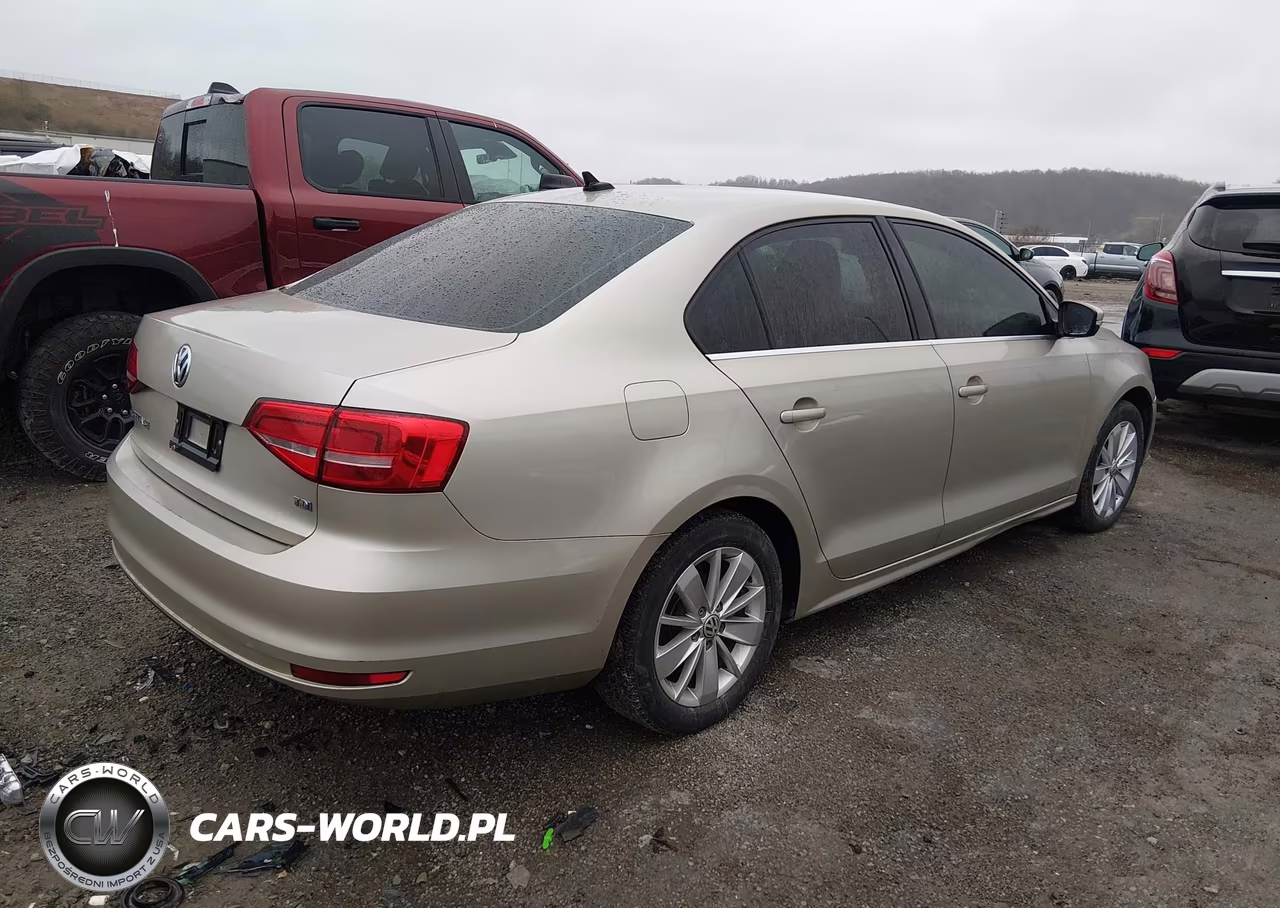 2015 Volkswagen Jetta 2.0L Tdi Se VIN:3VWLA7AJ7FM255886 - 4