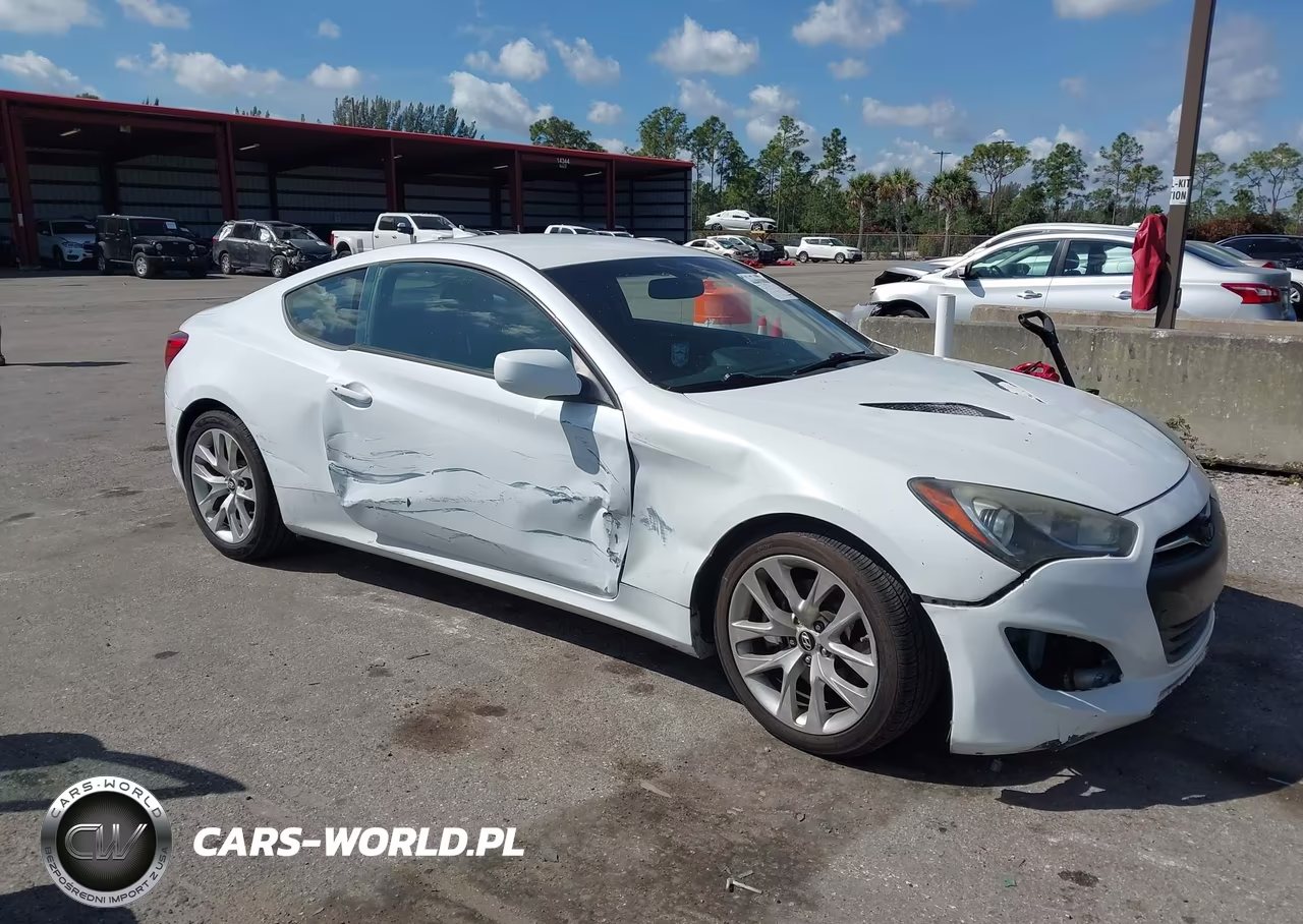 2014 Hyundai Genesis 2.0T
