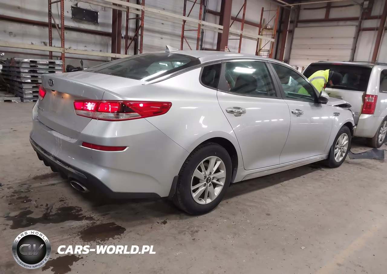 2019 Kia Optima Lx VIN:5XXGT4L31KG278149 - 4
