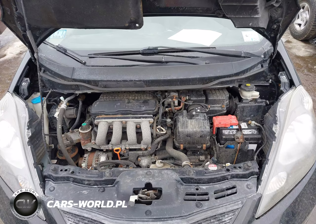 2013 Honda Fit VIN:JHMGE8H30DC075569 - 10