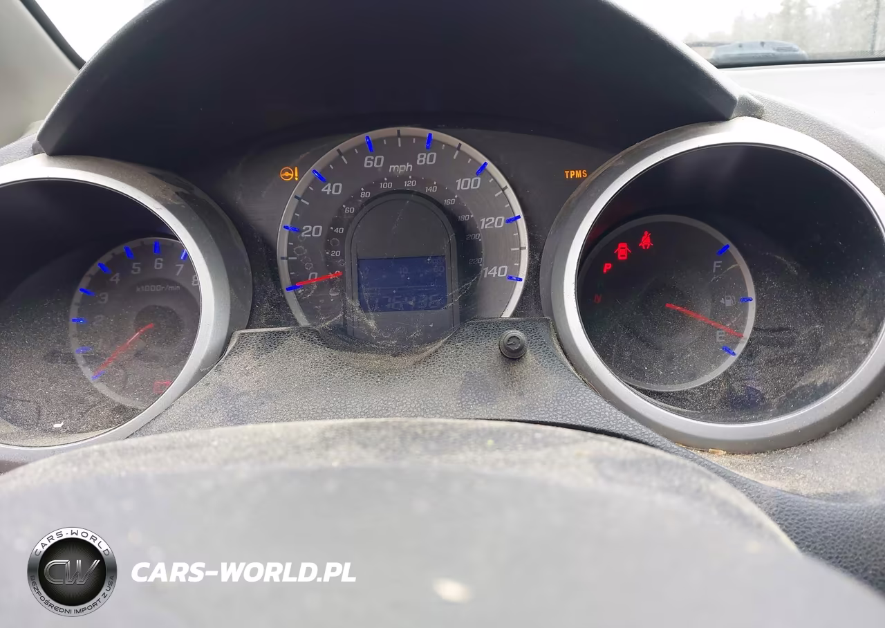 2013 Honda Fit VIN:JHMGE8H30DC075569 - 7