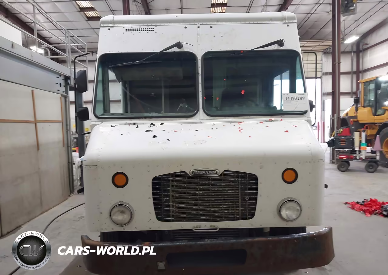2010 Freightliner Chassis M Line Walk-In Van VIN:4UZAAPDU6ACAS1389 - 11