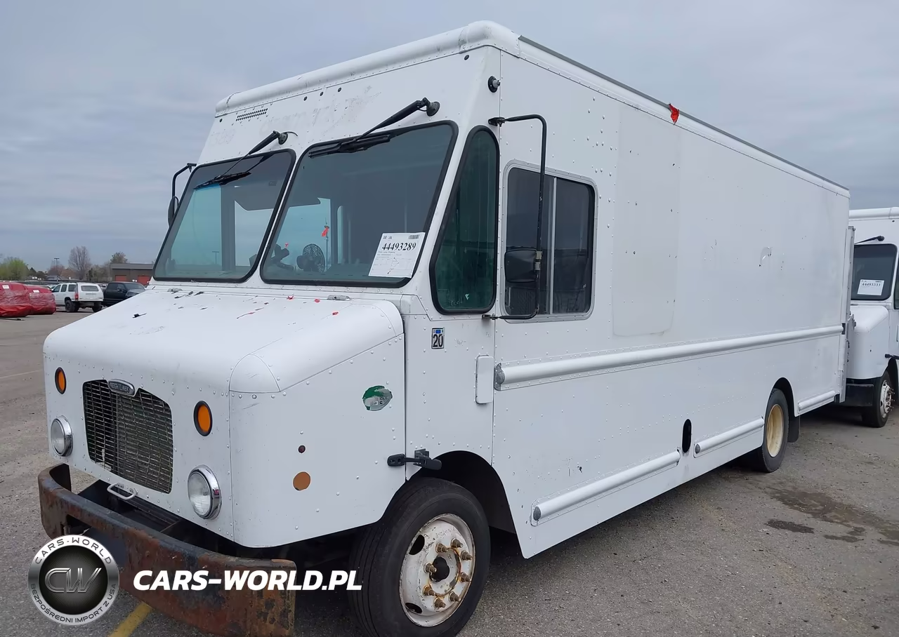 2010 Freightliner Chassis M Line Walk-In Van VIN:4UZAAPDU6ACAS1389 - 2