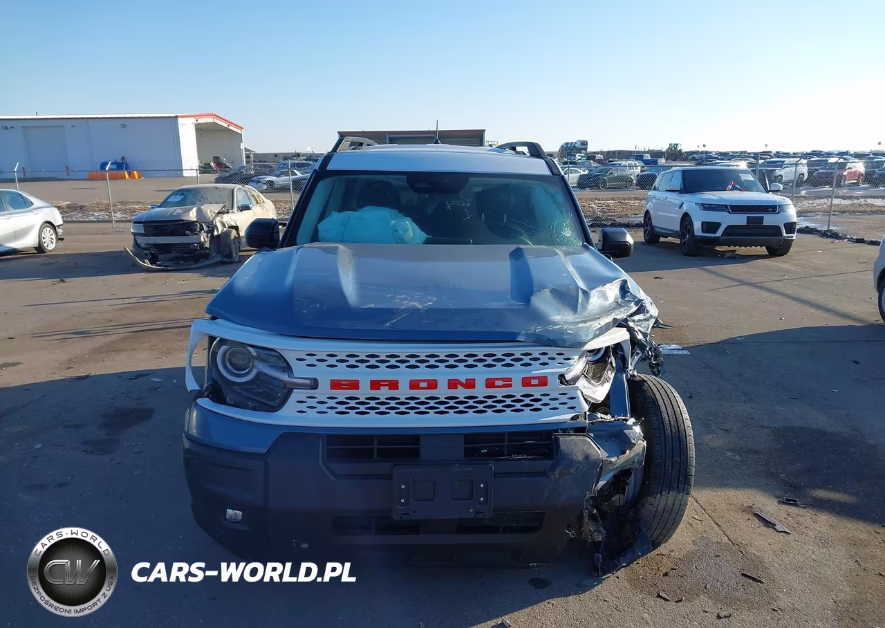2025 Ford Bronco Sport Heritage VIN:3FMCR9GN0SRE63506 - 12