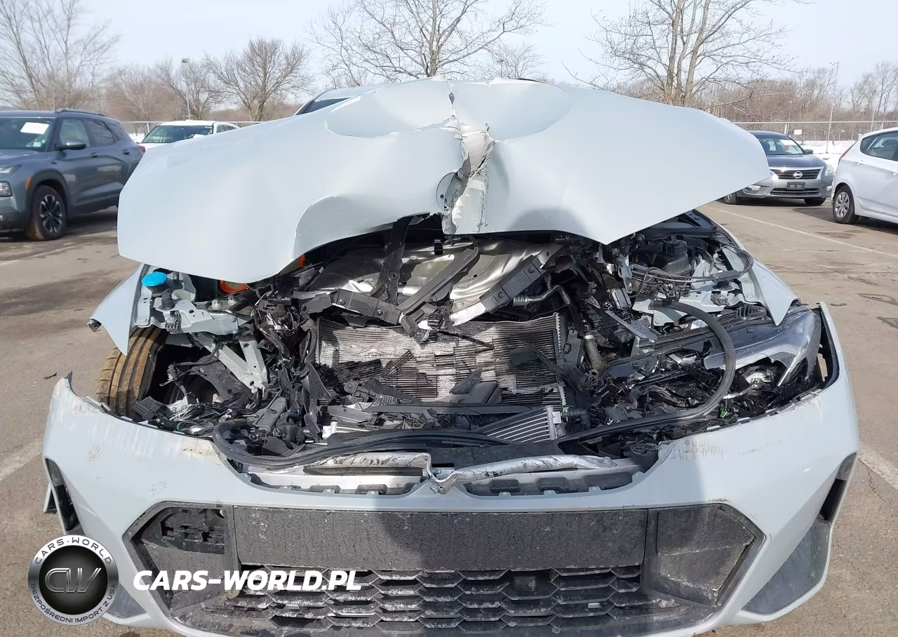 2024 BMW 330I VIN:3MW69FF00R8E65744 - 6