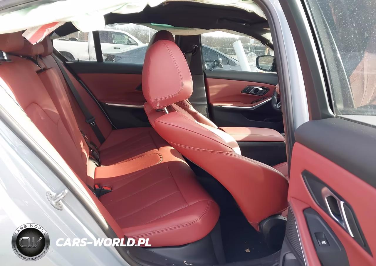 2024 BMW 330I VIN:3MW69FF00R8E65744 - 8