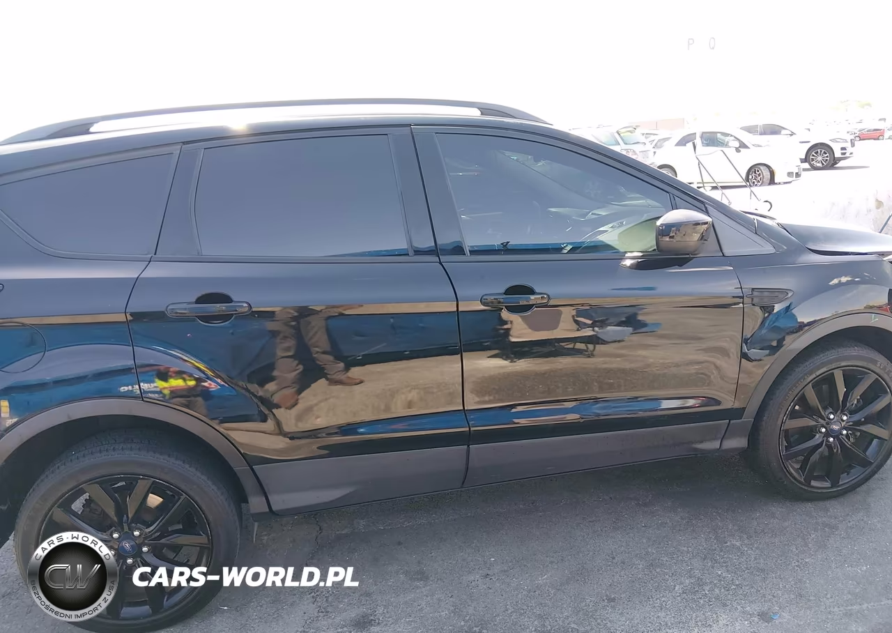 2018 Ford Escape Se VIN:1FMCU9GD0JUA99603 - 14