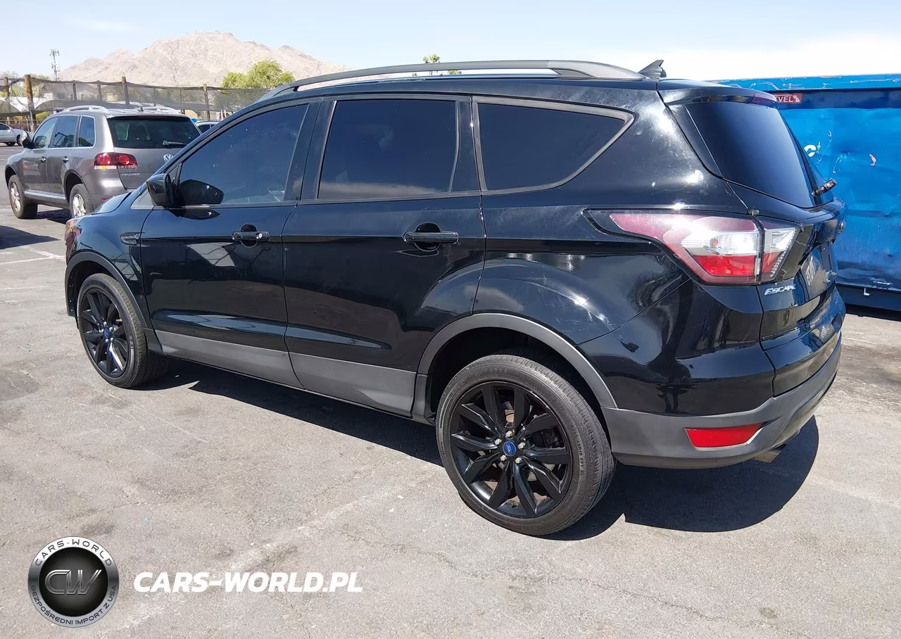 2018 Ford Escape Se VIN:1FMCU9GD0JUA99603 - 3