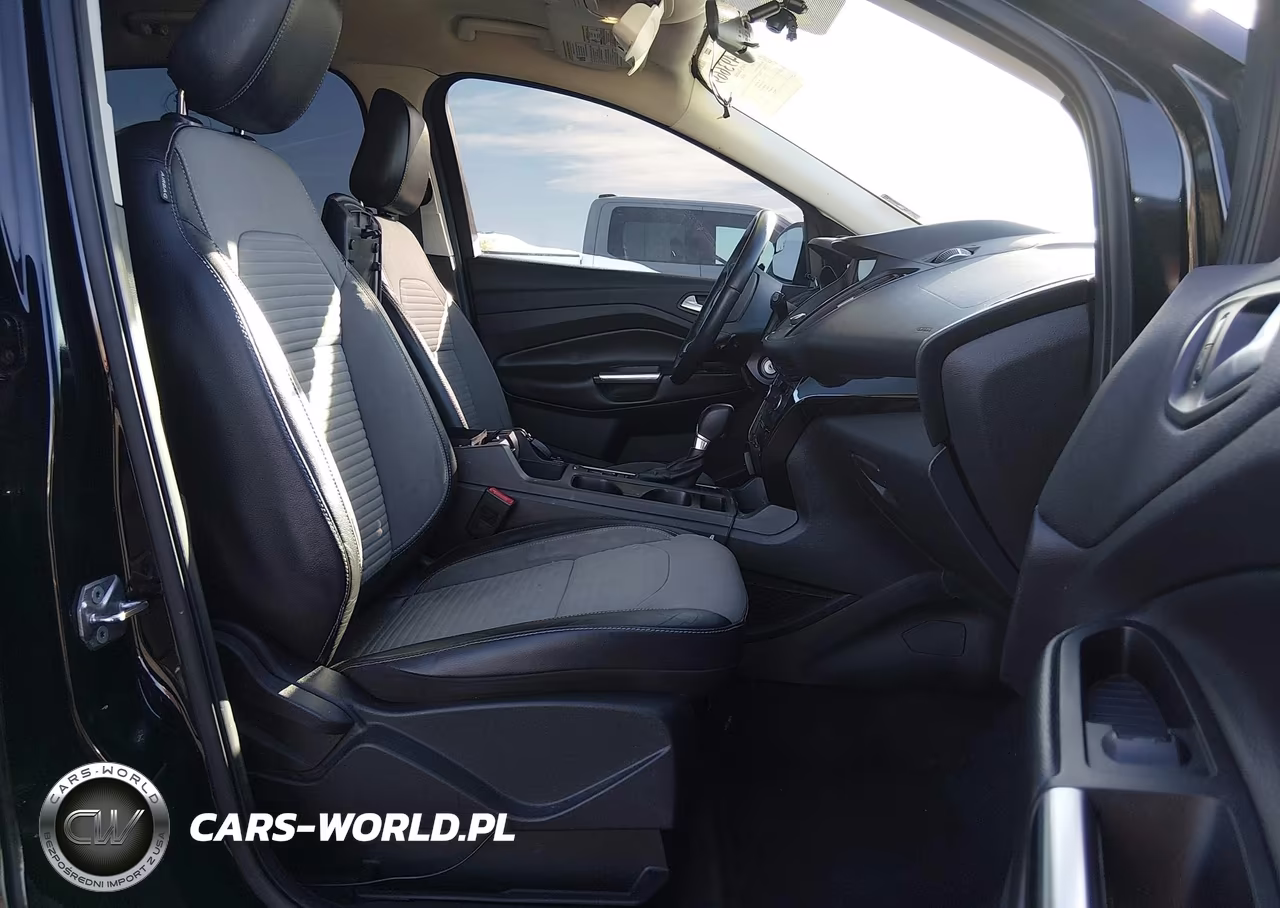 2018 Ford Escape Se VIN:1FMCU9GD0JUA99603 - 5