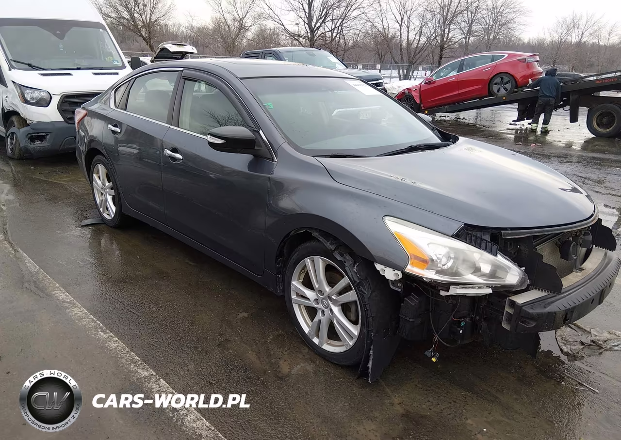 2013 Nissan Altima 3.5 Sv