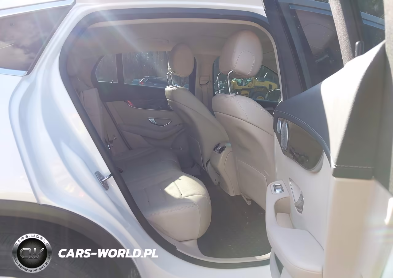 2018 Mercedes-Benz Glc 300 Coupe 4Matic VIN:WDC0J4KB0JF327607 - 8