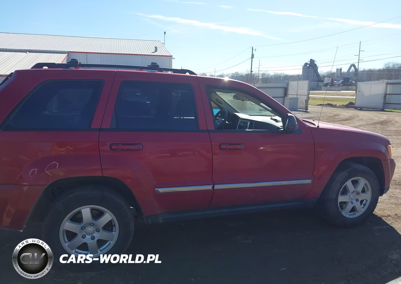 2010 Jeep Grand Cherokee Laredo VIN:1J4PR4GK1AC102596 - 13