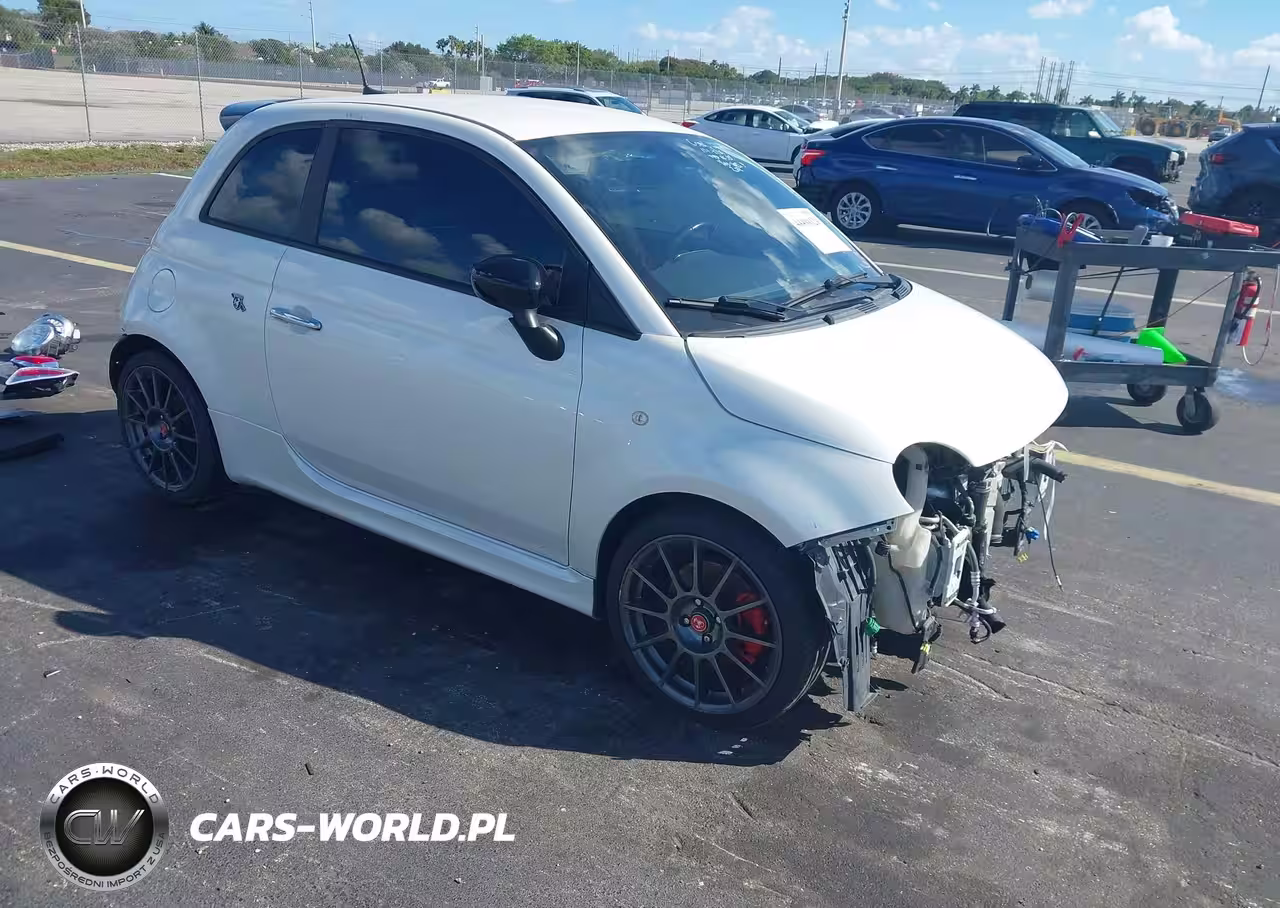 2016 Fiat 500 Abarth