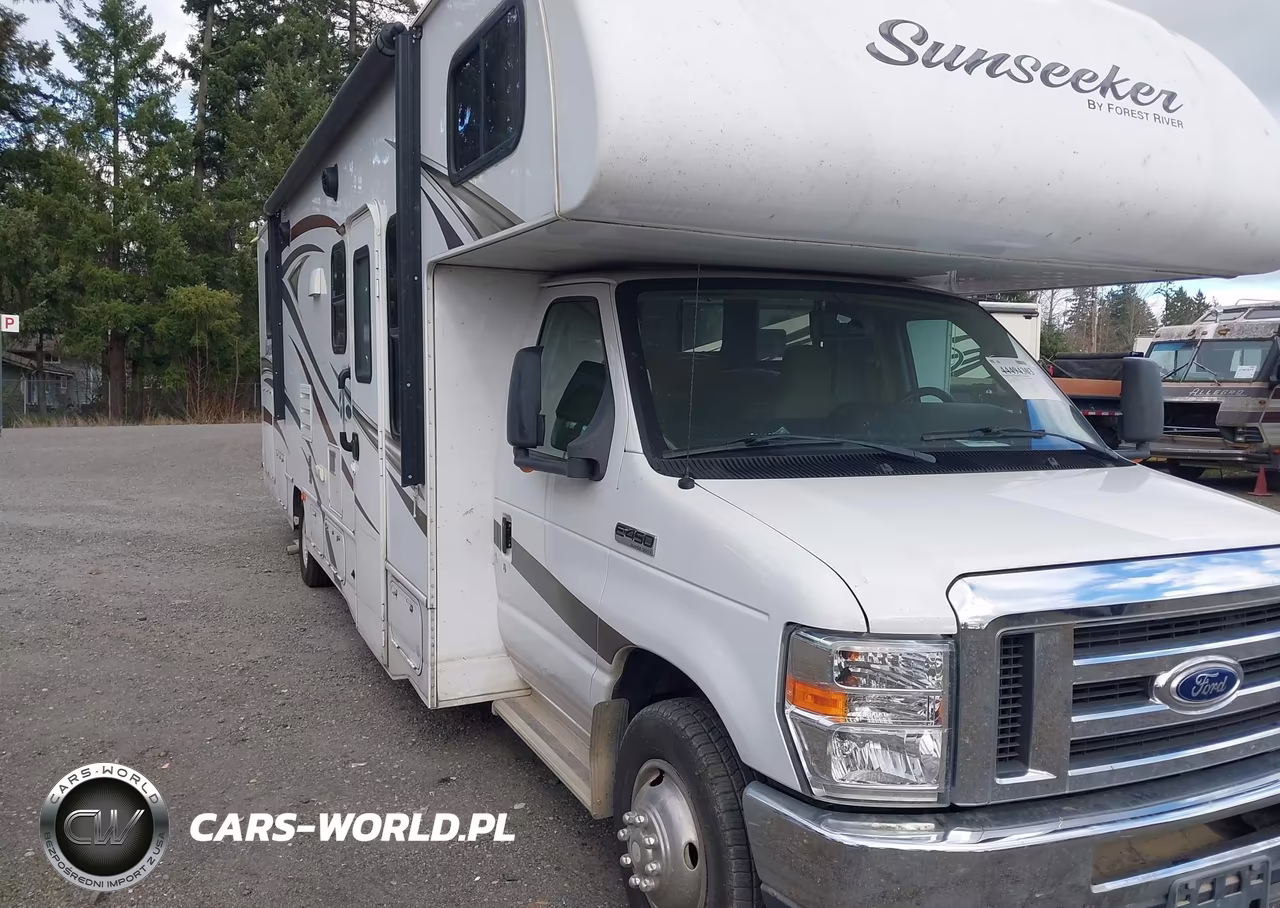 2016 Ford E-450 Cutaway