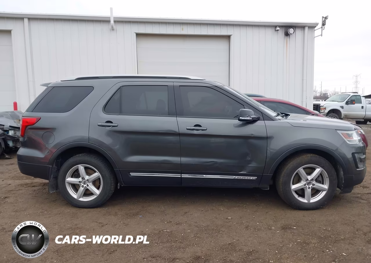 2016 Ford Explorer Xlt VIN:1FM5K8D81GGA39126 - 13