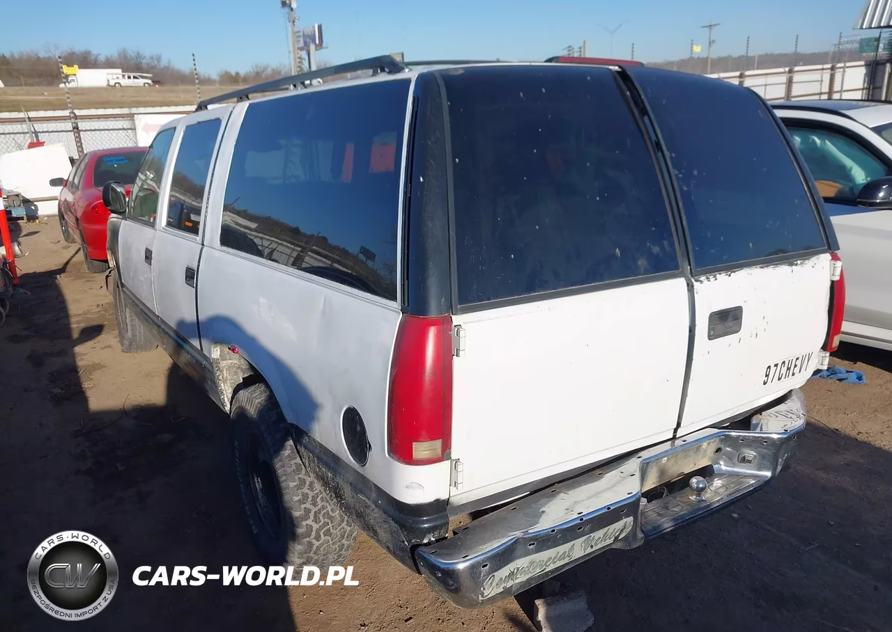 1997 Chevrolet Suburban 1500 VIN:3GNEC16R3VG153085 - 3