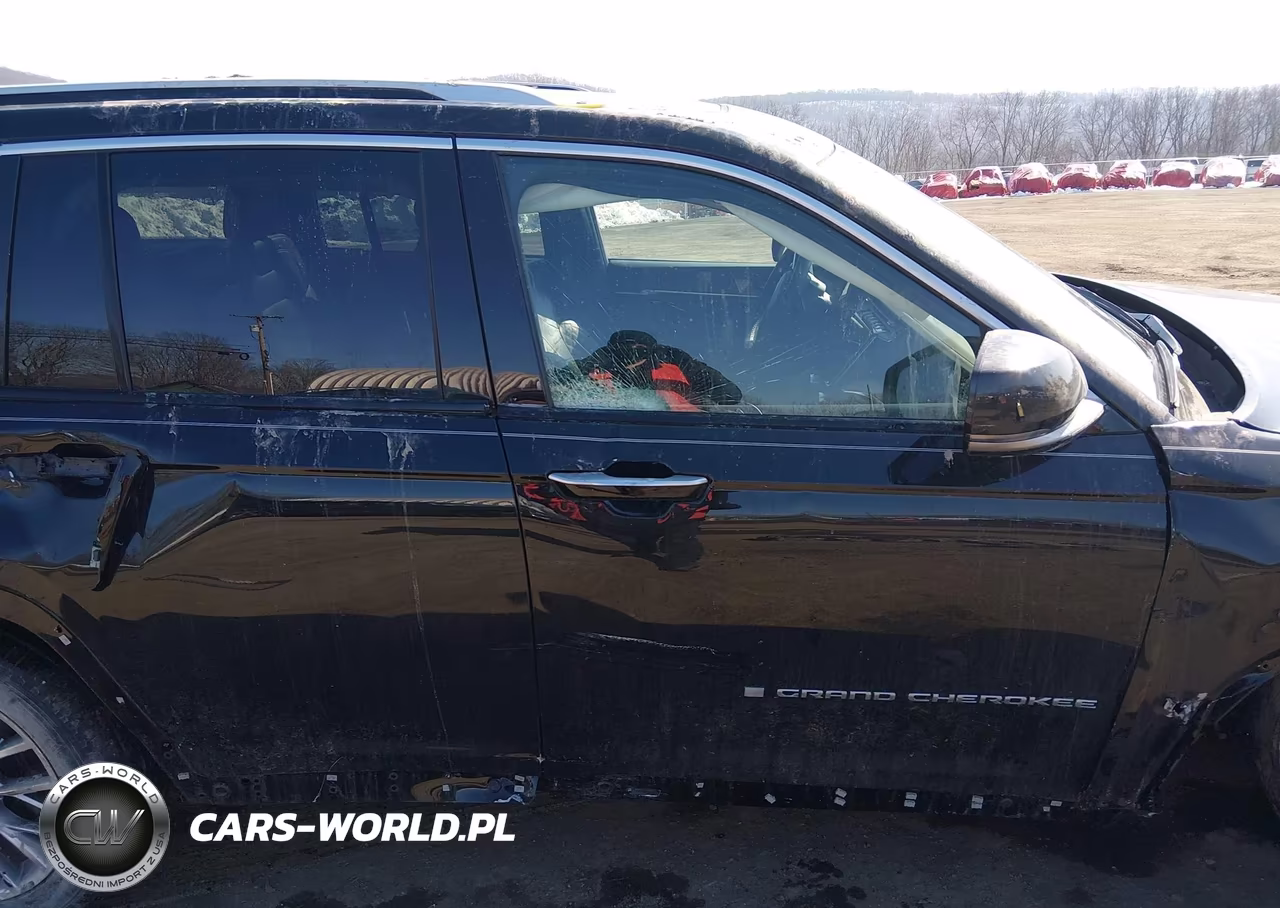 2023 Jeep Grand Cherokee 4Xe Summit VIN:1C4RJYE64P8800635 - 19