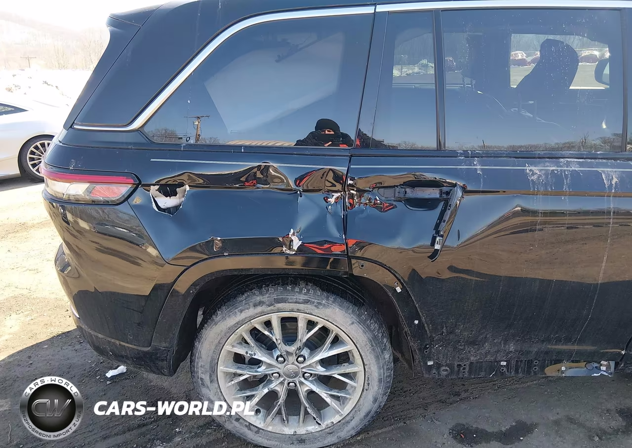 2023 Jeep Grand Cherokee 4Xe Summit VIN:1C4RJYE64P8800635 - 20