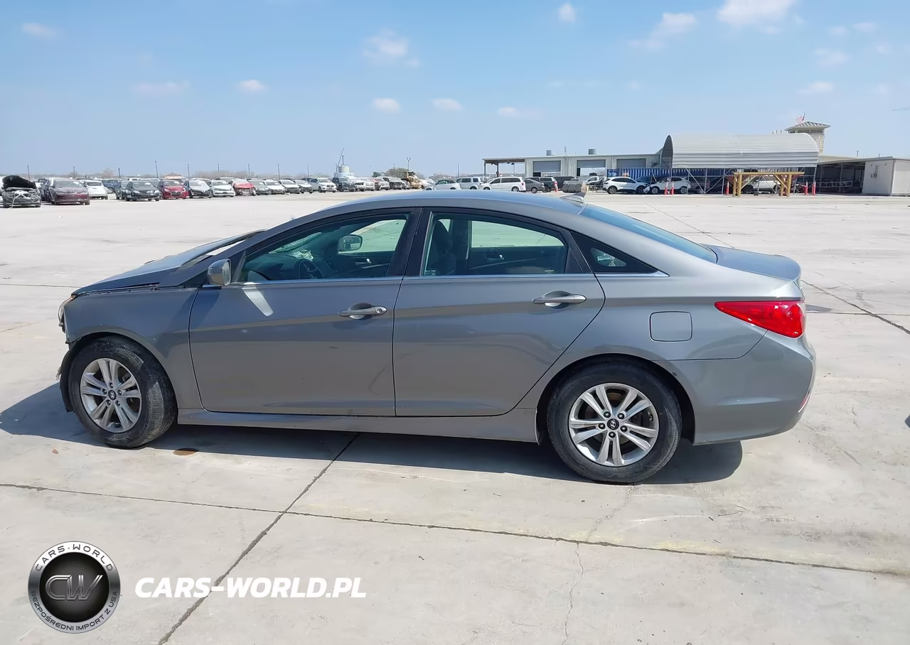 2014 Hyundai Sonata Gls VIN:5NPEB4AC4EH858937 - 15