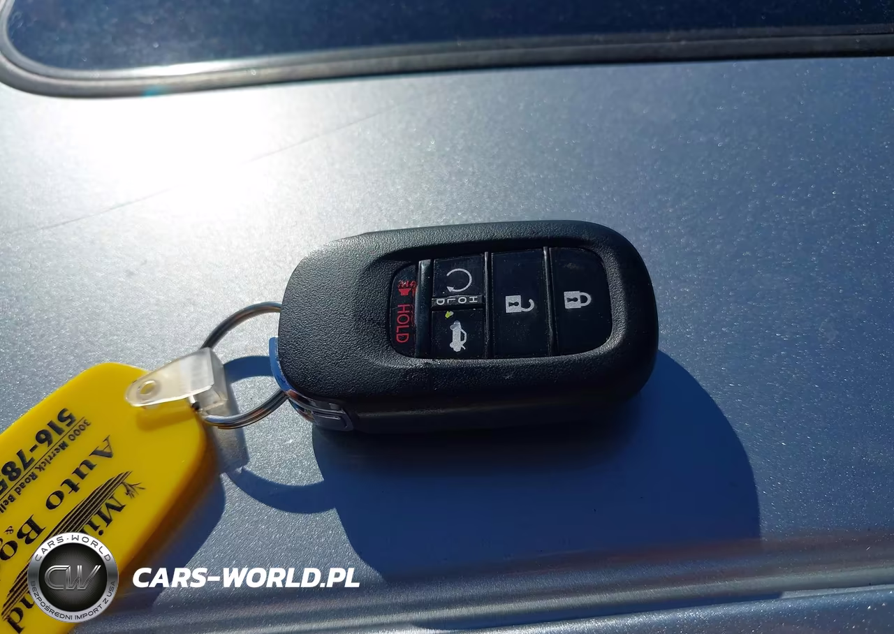2025 Honda Accord Hybrid Sport VIN:1HGCY2F52SA080341 - 11