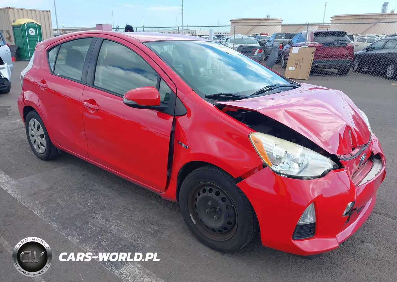 2014 Toyota Prius C Two