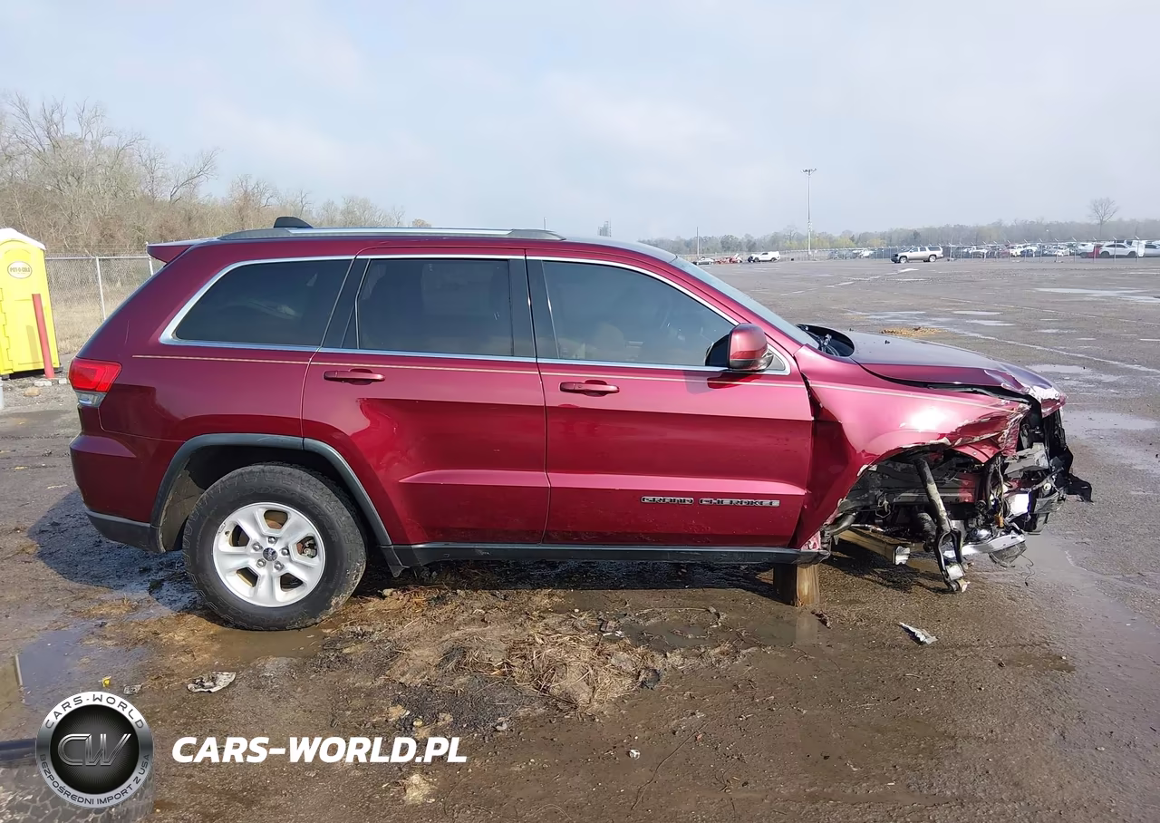 2017 Jeep Grand Cherokee Laredo 4X4 VIN:1C4RJFAG1HC766932 - 14