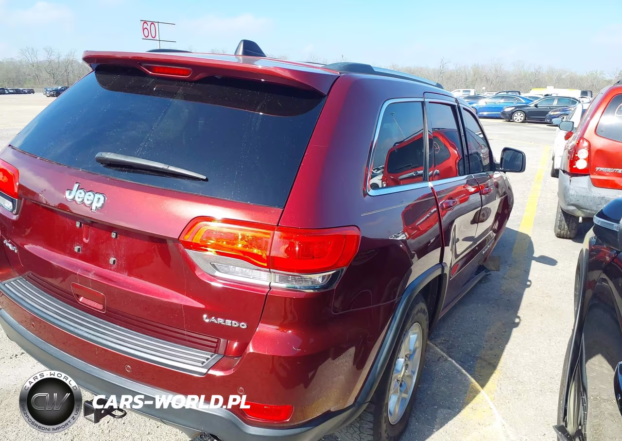 2017 Jeep Grand Cherokee Laredo 4X4 VIN:1C4RJFAG1HC766932 - 4