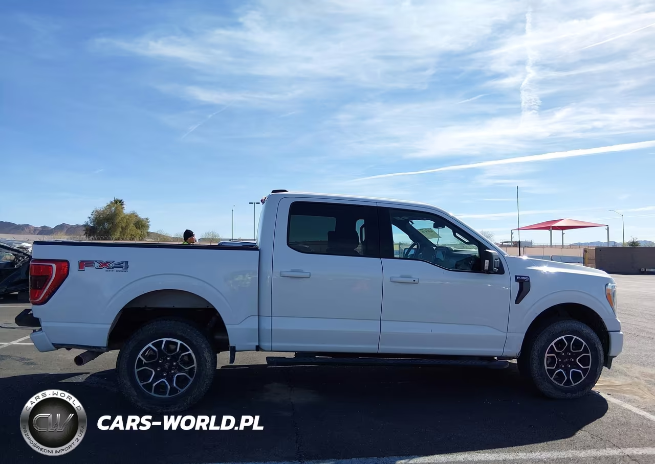 2022 Ford F-150 Xlt VIN:1FTFW1E50NFB11476 - 12