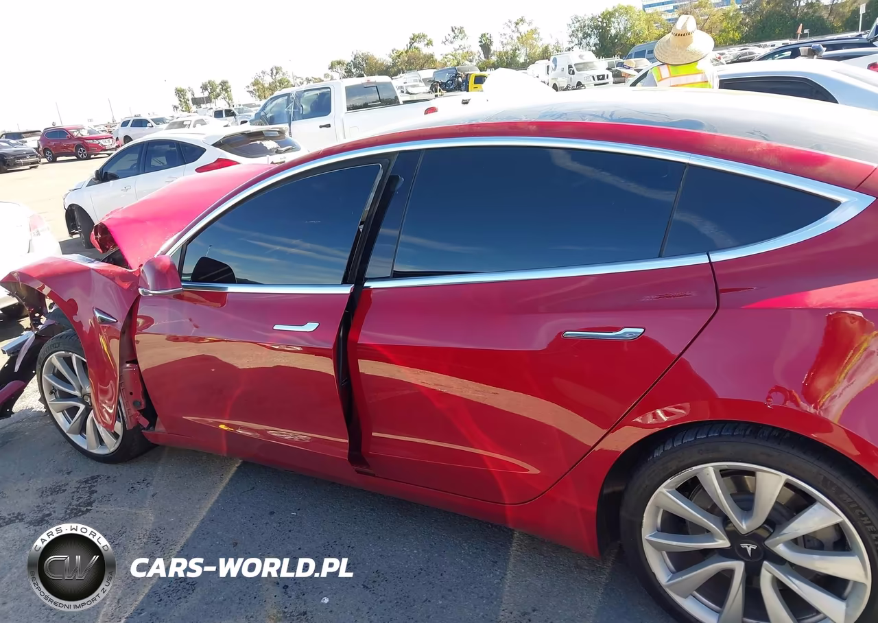 2018 Tesla Model 3 Long Range-Mid Range VIN:5YJ3E1EA0JF061499 - 13