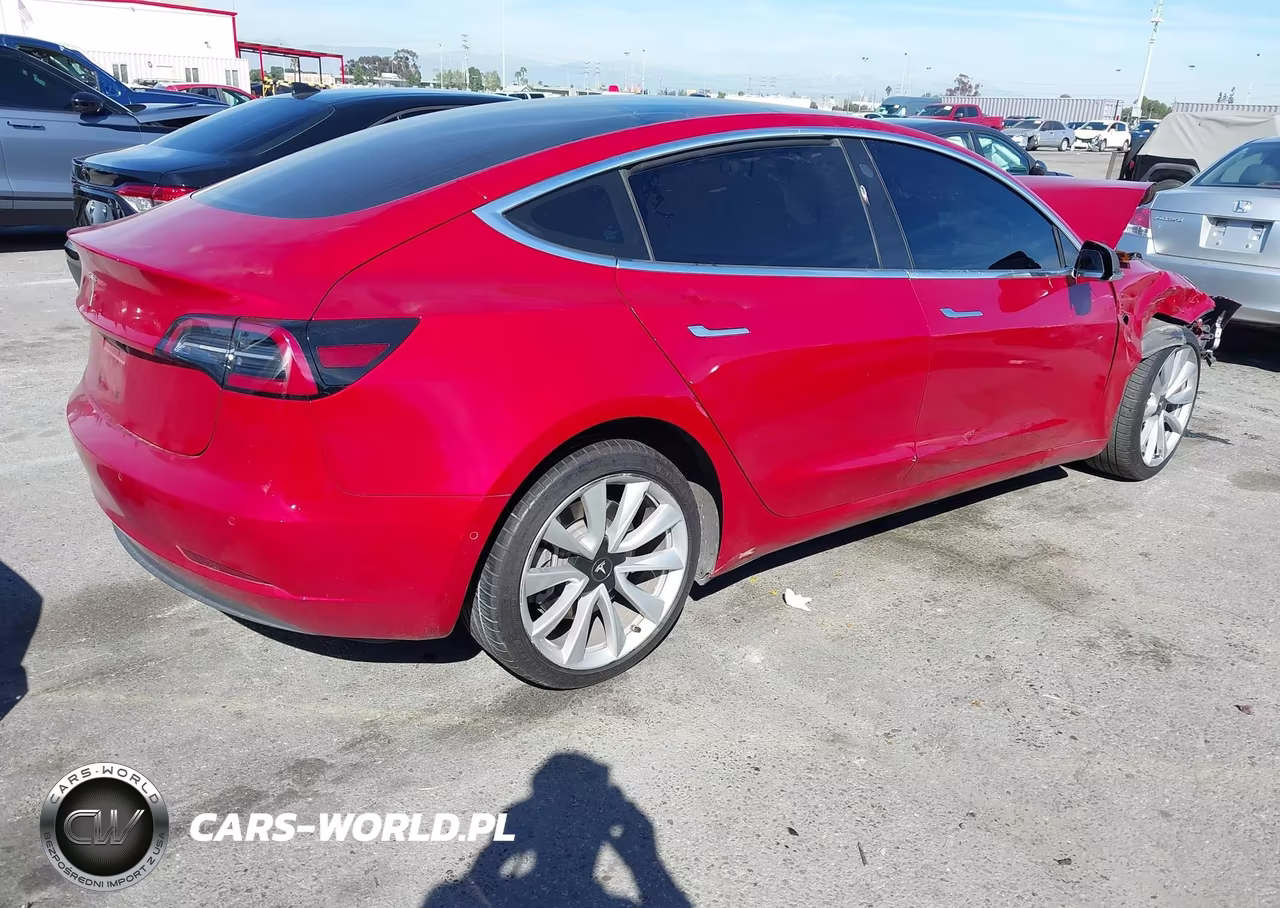 2018 Tesla Model 3 Long Range-Mid Range VIN:5YJ3E1EA0JF061499 - 4