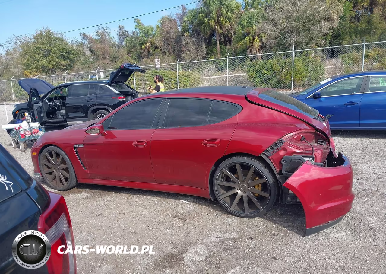 2011 Porsche Panamera 4 VIN:WP0AA2A70BL018749 - 14
