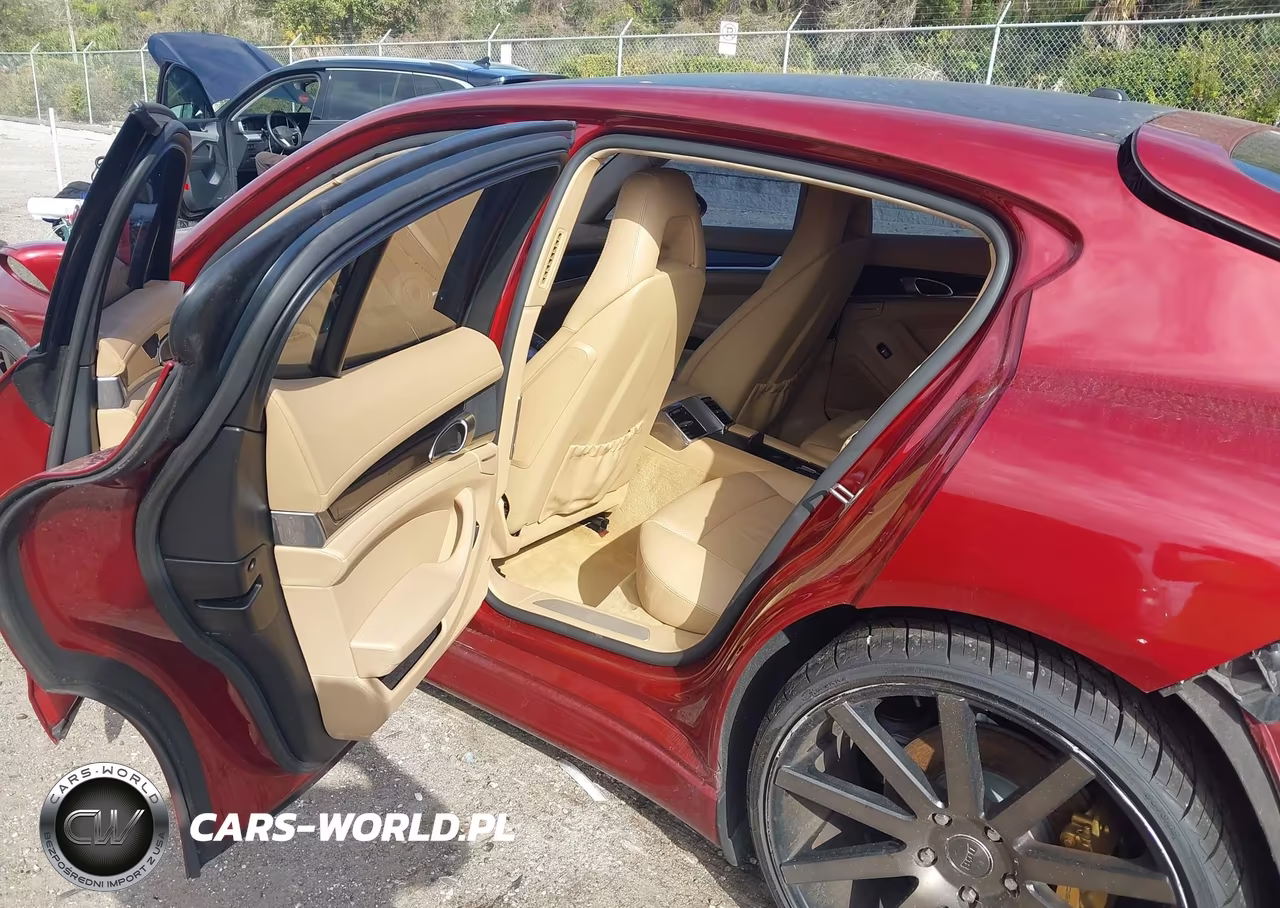 2011 Porsche Panamera 4 VIN:WP0AA2A70BL018749 - 8