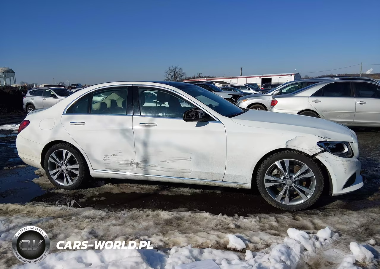 2016 Mercedes-Benz C 300 4Matic VIN:WDDWF4KB7GR150987 - 13