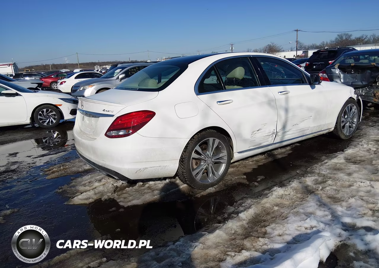 2016 Mercedes-Benz C 300 4Matic VIN:WDDWF4KB7GR150987 - 4