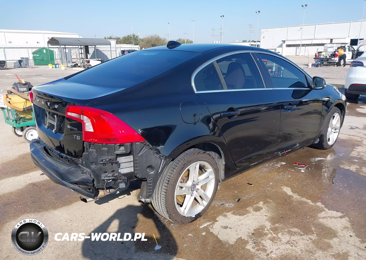 2015 Volvo S60 T5 Premier VIN:YV140MFK7F2368054 - 4
