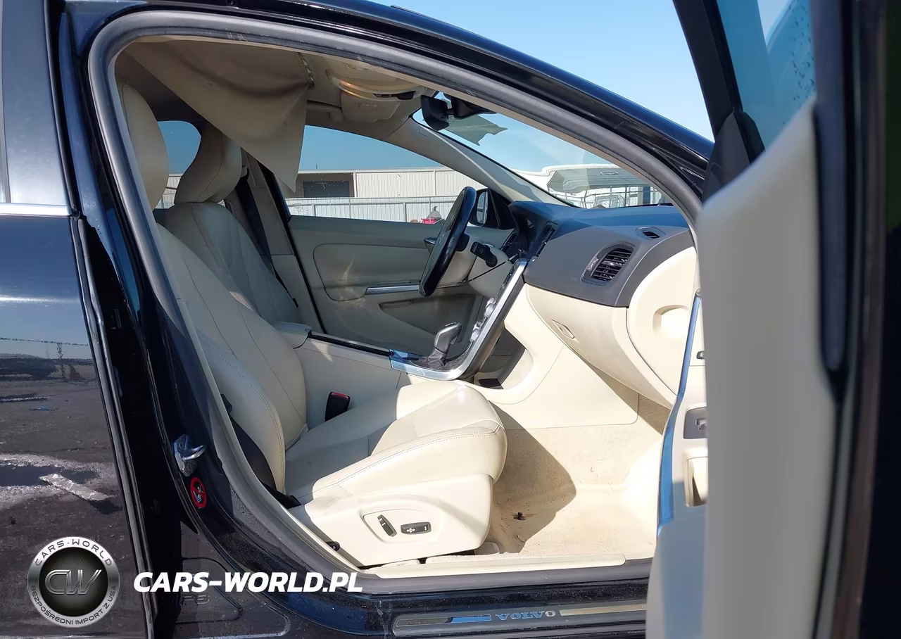 2015 Volvo S60 T5 Premier VIN:YV140MFK7F2368054 - 5
