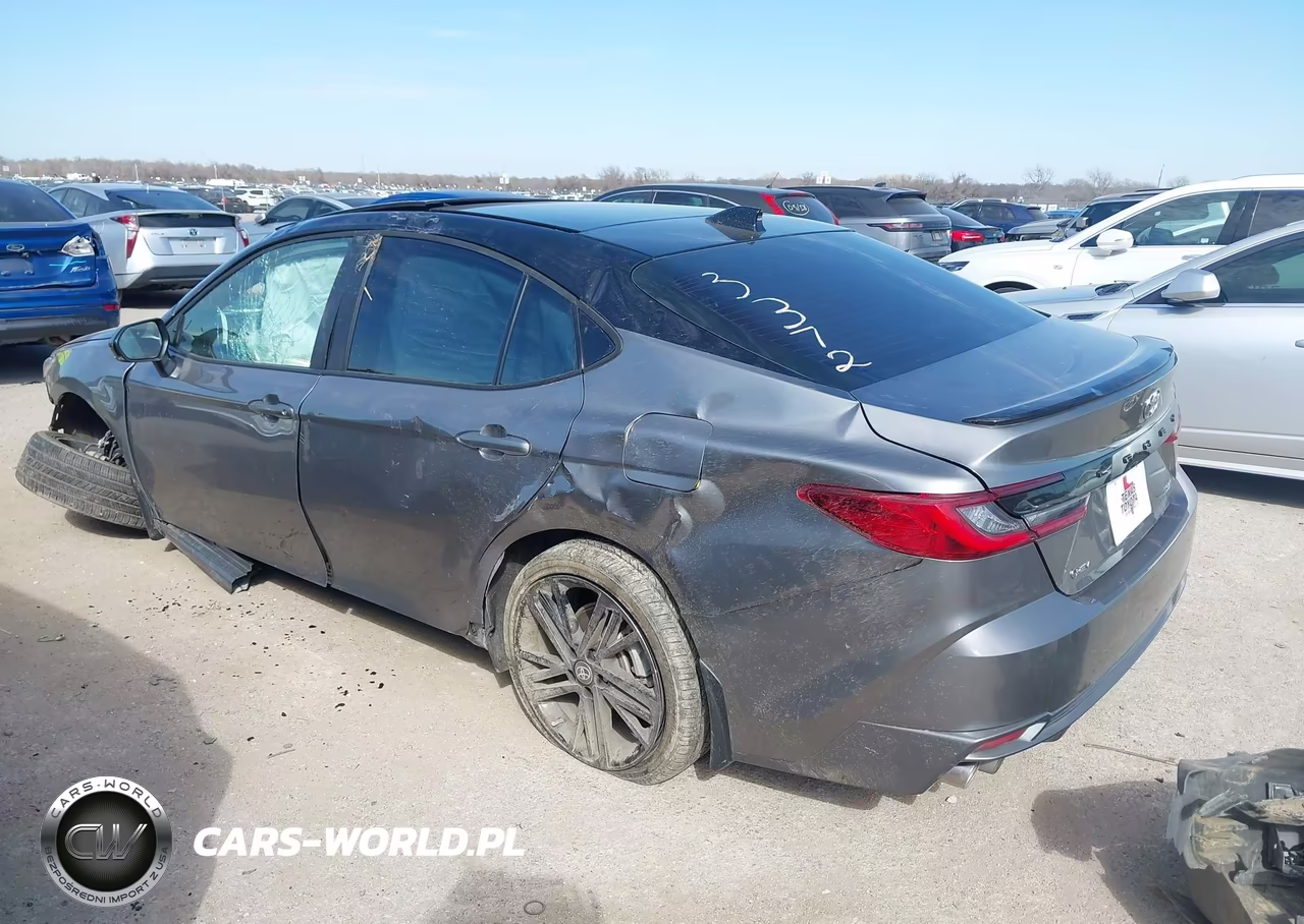 2025 Toyota Camry Xse VIN:4T1DAACK8SU523372 - 3