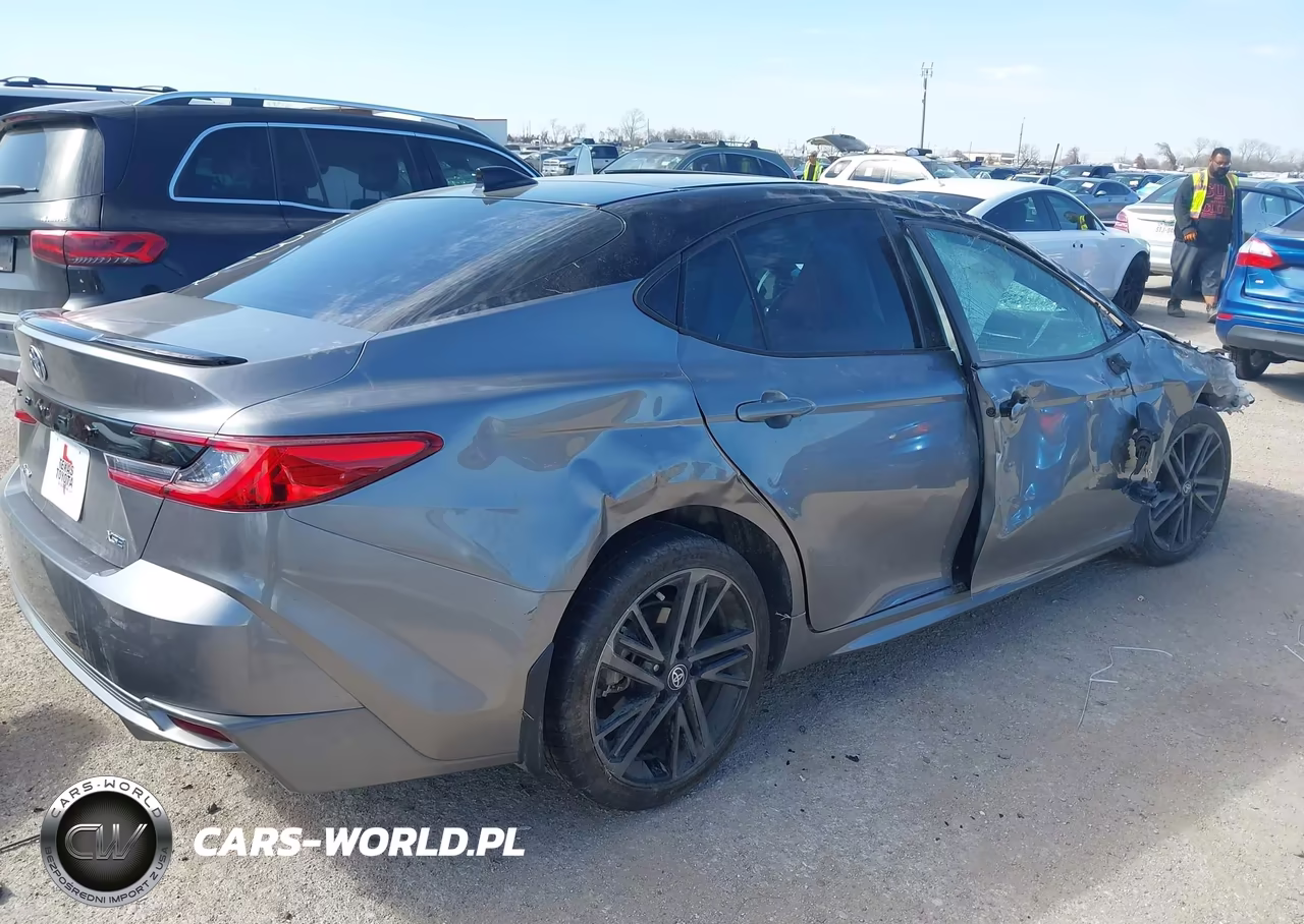 2025 Toyota Camry Xse VIN:4T1DAACK8SU523372 - 4